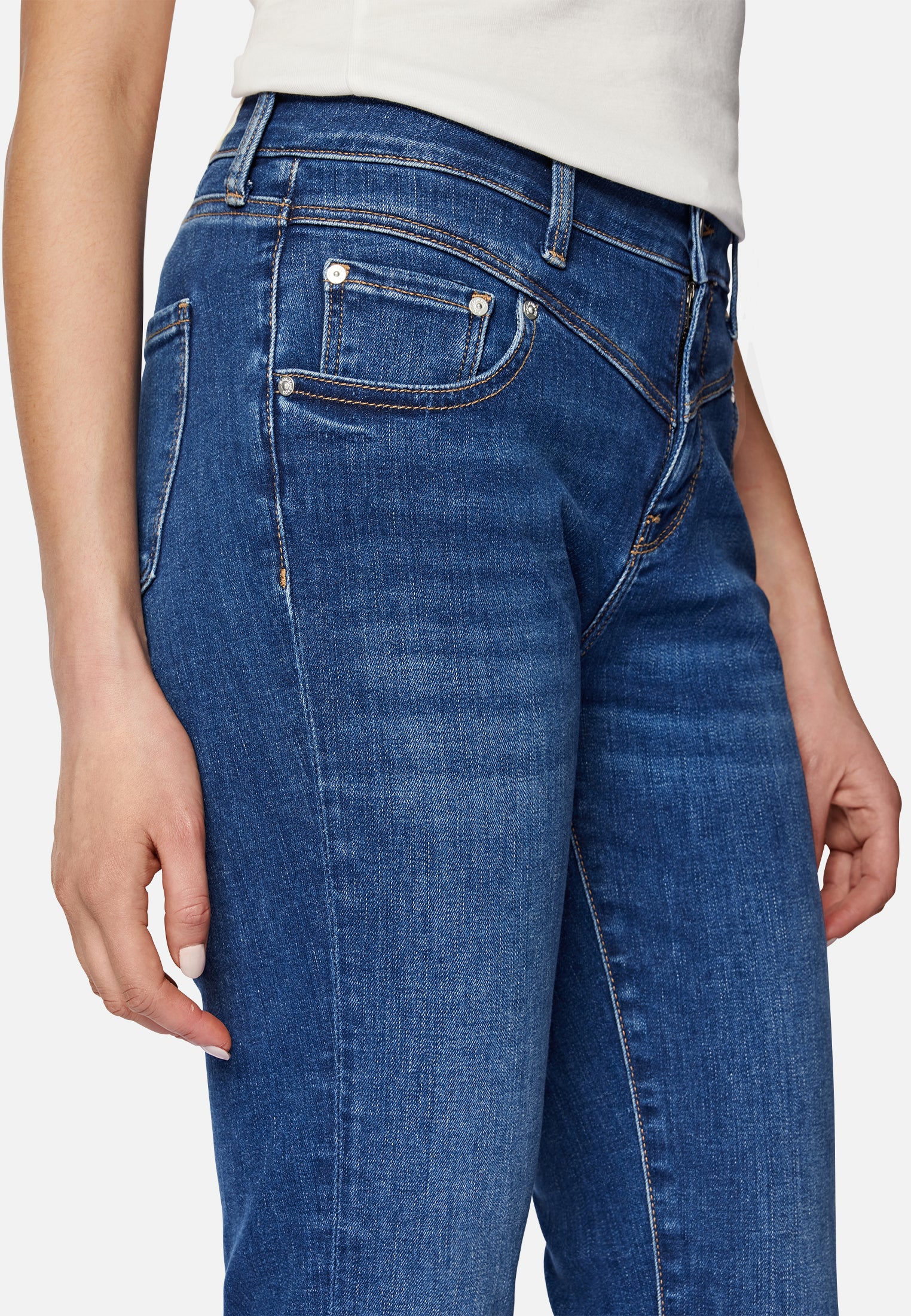 SOPHIE | All Blue Mid-Rise, Slim Skinny - Image 6