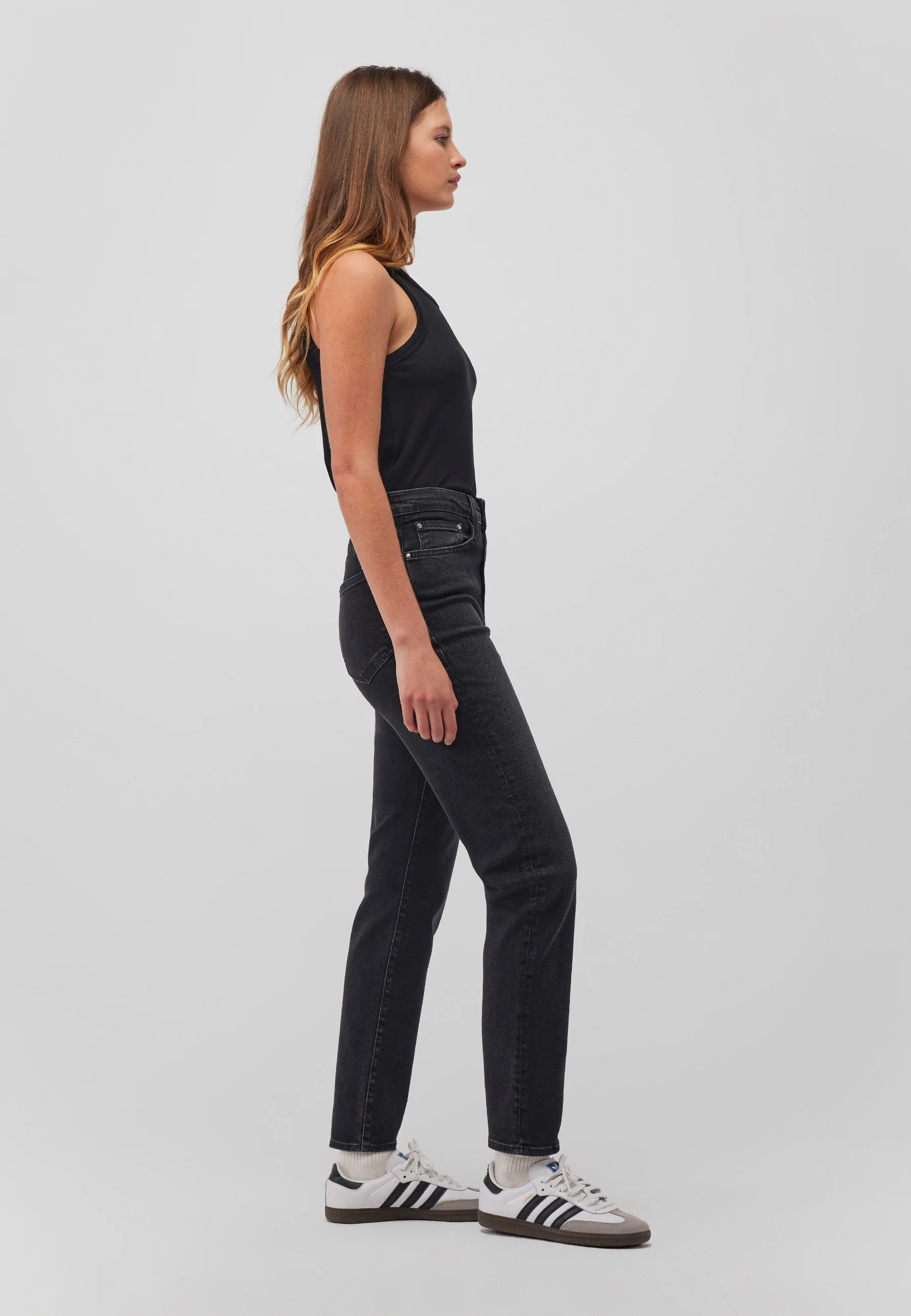 STAR | Iconic High-Rise, Mom Jeans - Image 3