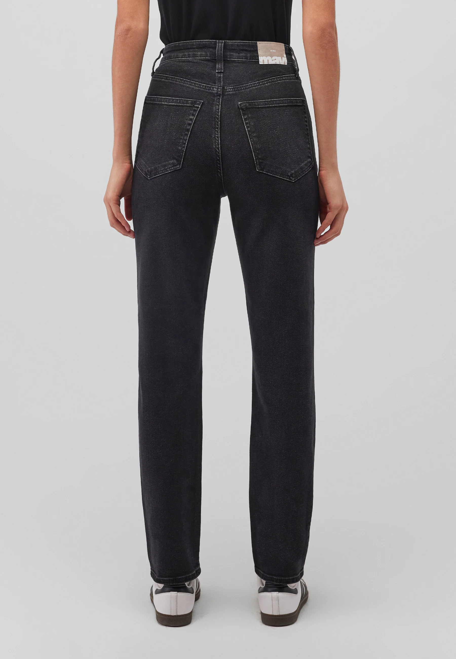 STAR | Iconic High-Rise, Mom Jeans - Image 5