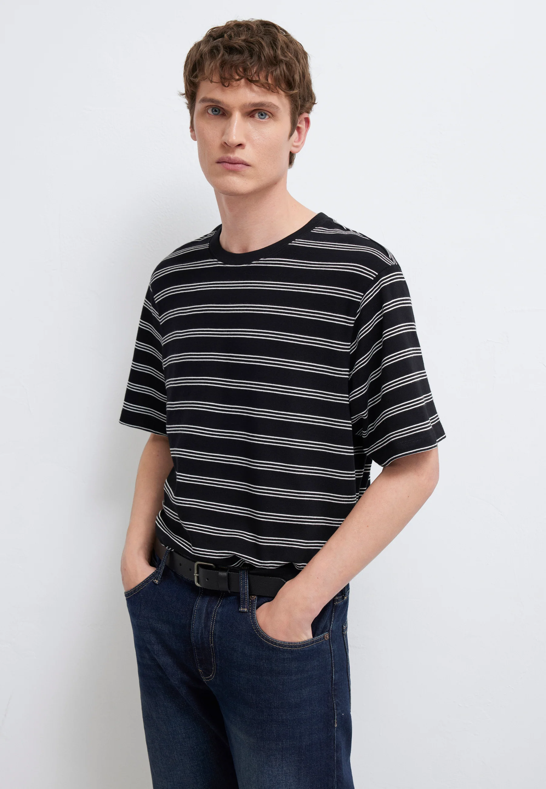 STRIPE T-SHIRT | Gestreiftes T-Shirt - Image 4