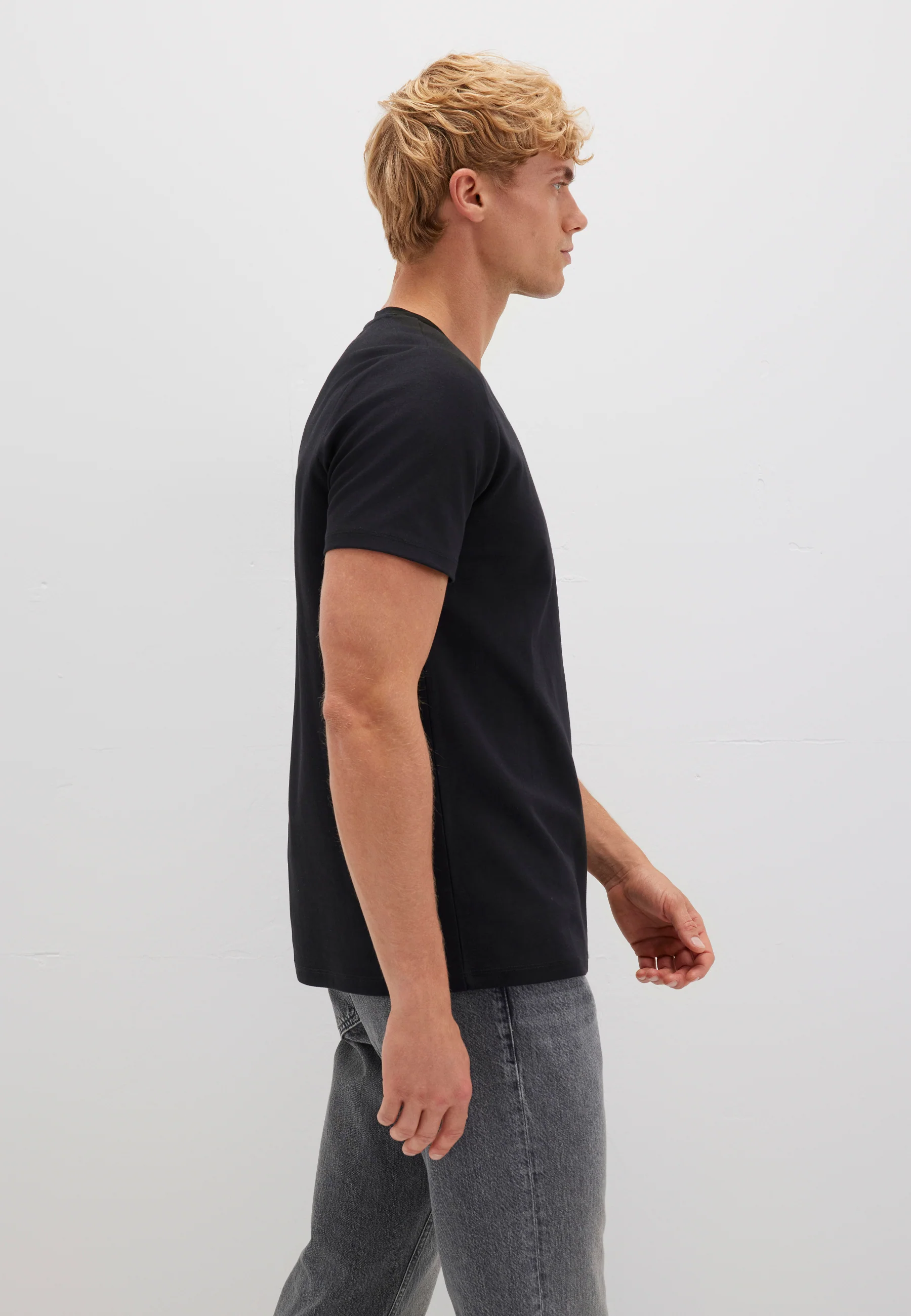 V NECK TEE | Premium V-Neck T-Shirt - Image 3