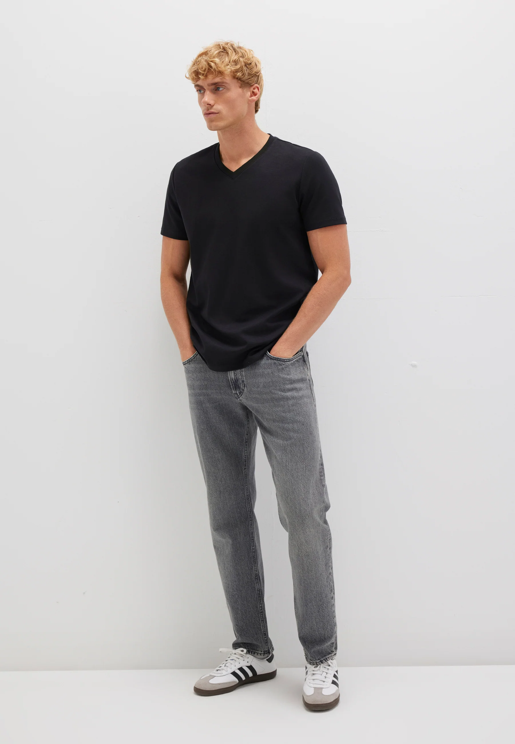 V NECK TEE | Premium V-Neck T-Shirt - Image 4